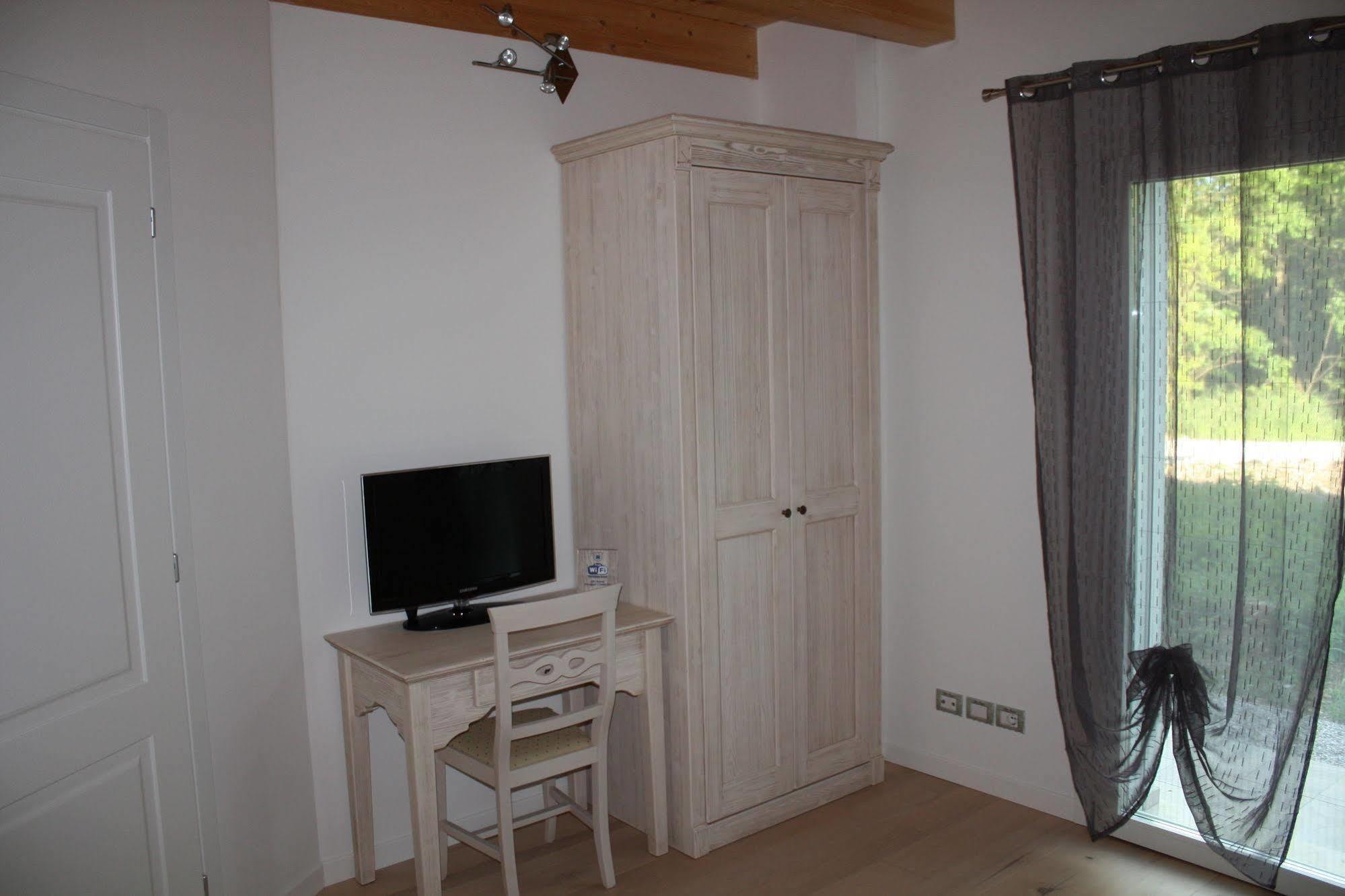 Elis' Rooms Sernaglia della Battaglia Экстерьер фото